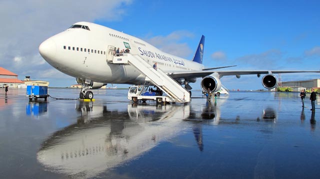 Boeing „bumba“ Atlanta lenti í Keflavík