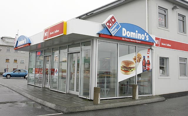 Sló eign sinni á söluhagnað Dominos í Reykjanesbæ