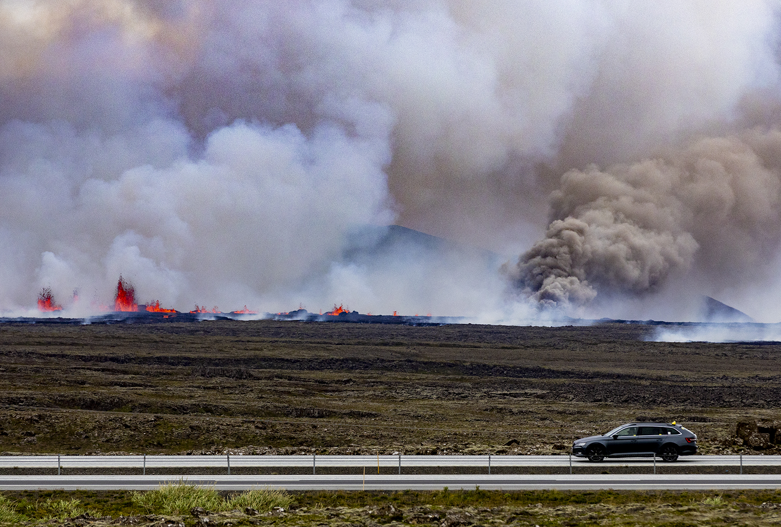 Megin virknin bundin við tvö svæði