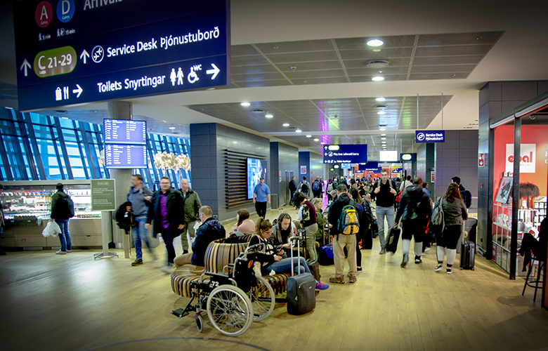 Ekkert lát á framkvæmdum við flugstöðina