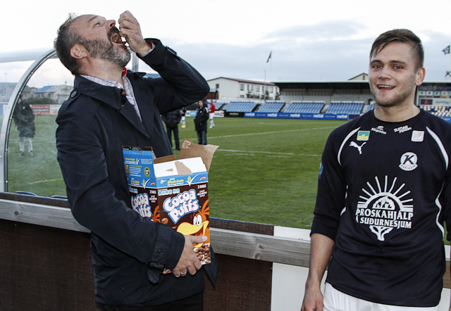 „Strákarnir tróðu Cocoa Puffs í andlitið á mér“