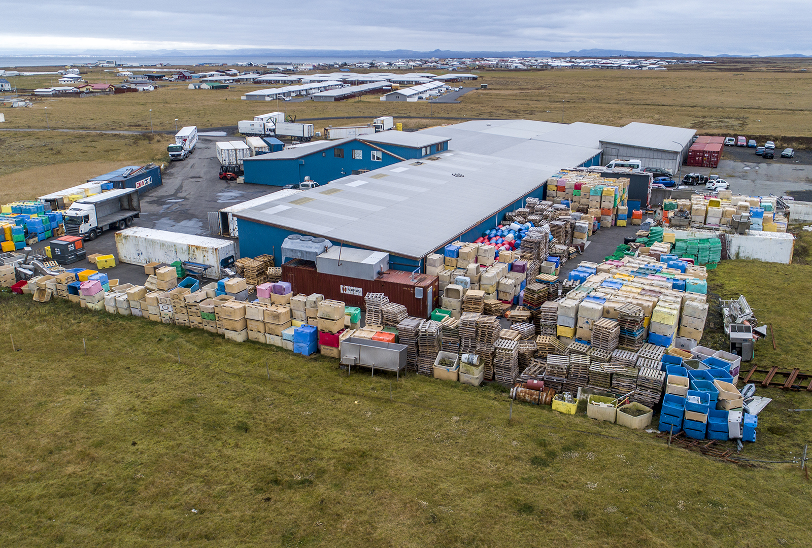 Nágrannar hafa áhyggjur og eldvarnaeftirlit kannar aðstæður