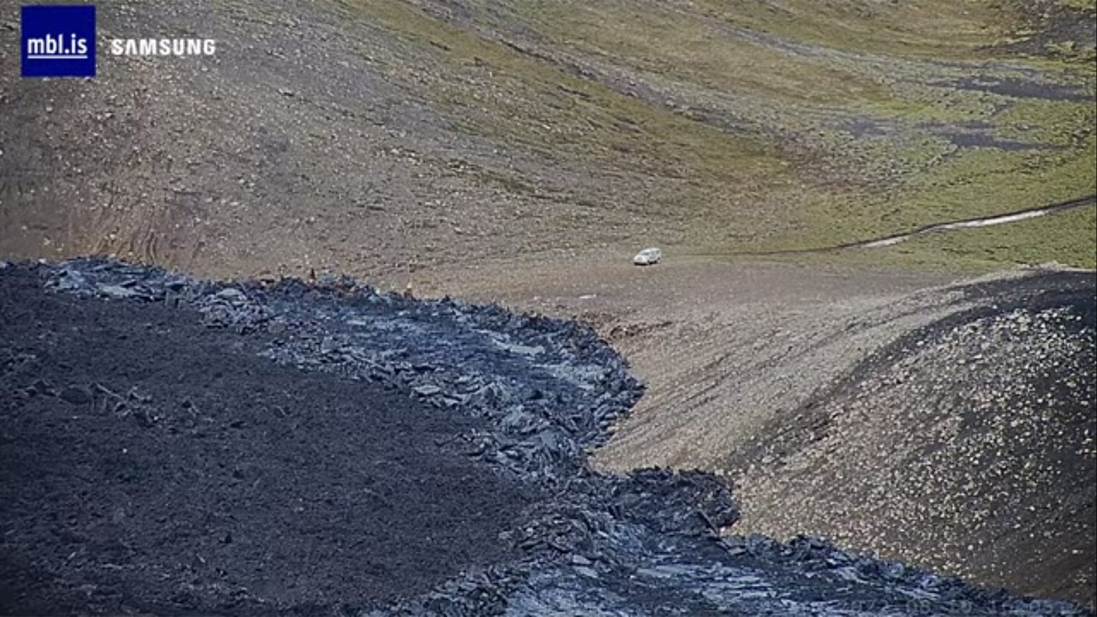 Hraunrennsli ógnar slóða viðbragðsaðila