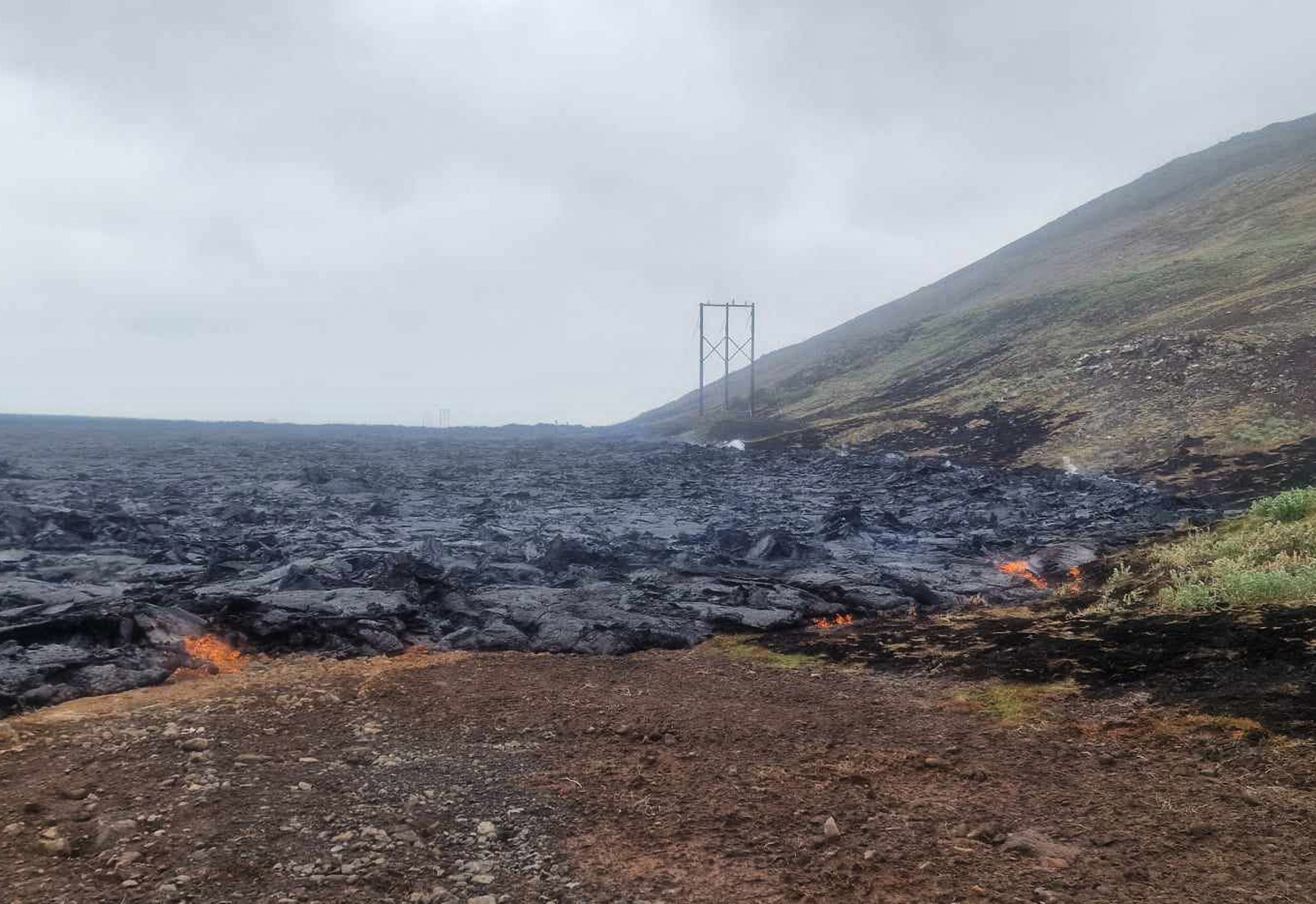 Fara í bráðaaðgerðir til að koma rafmagni á Grindavík