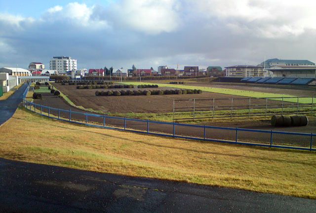 Keflavíkurvöllur að verða brúnn