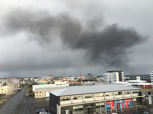 Blása kísilreyk yfir Reykjanesbæ í lýðheilsutilraun