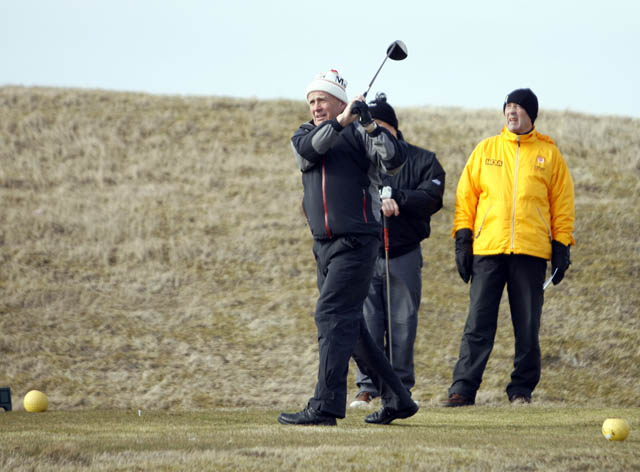 Golfhungraðir kylfingar á vormóti í Leirunni