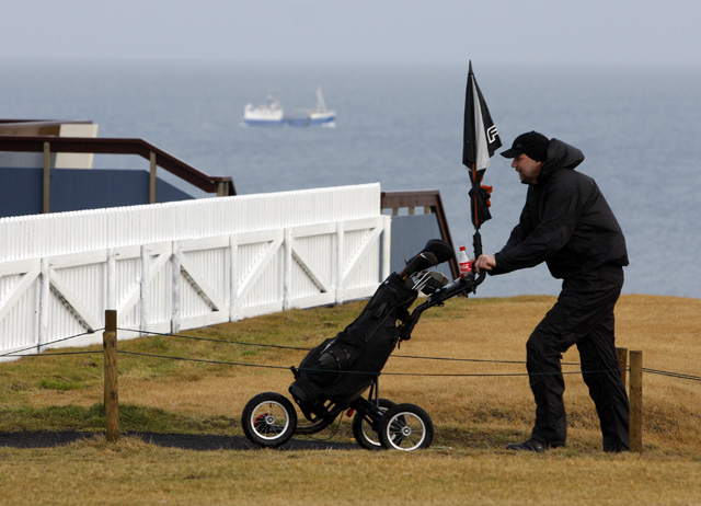 Glaðir kylfingar á opnu golfmóti í Leirunni – völlurinn opinn á morgun