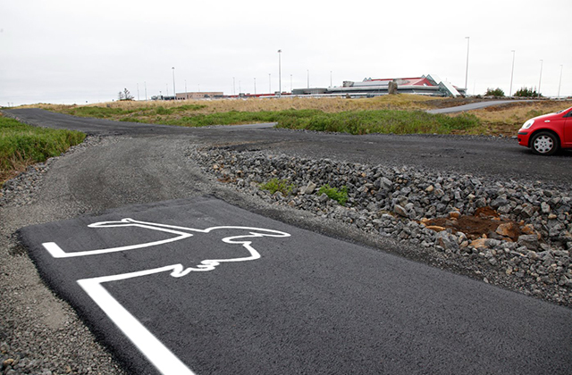 Skoða alvarlega að mála „Línuna“ á nýjan stíginn