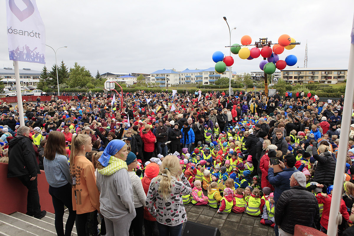 Þúsundir barna sungu inn Ljósanótt með Ingó veðurguð