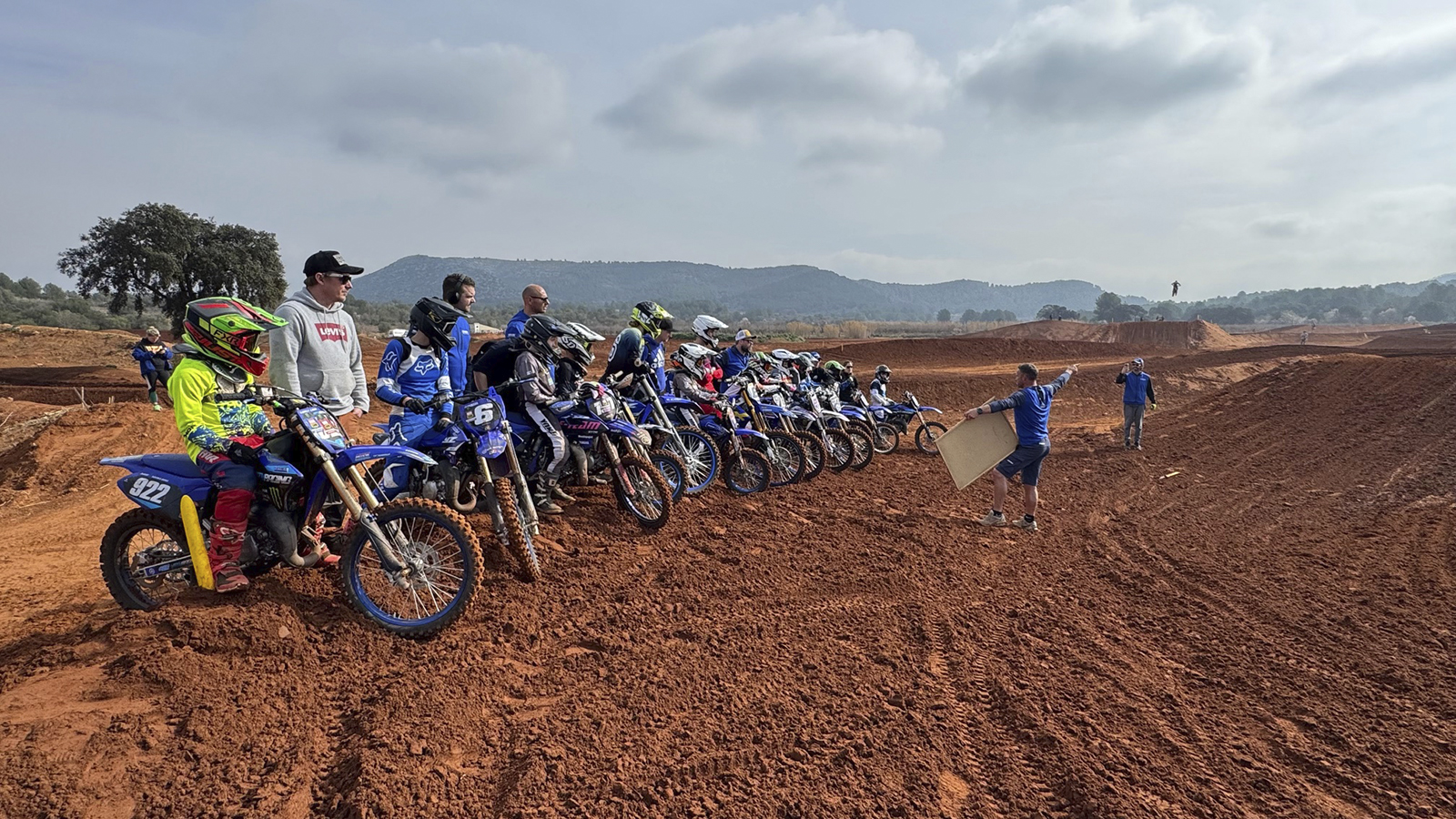 Ungir og efnilegir motocross-ökumenn í æfingabúðum á Spáni