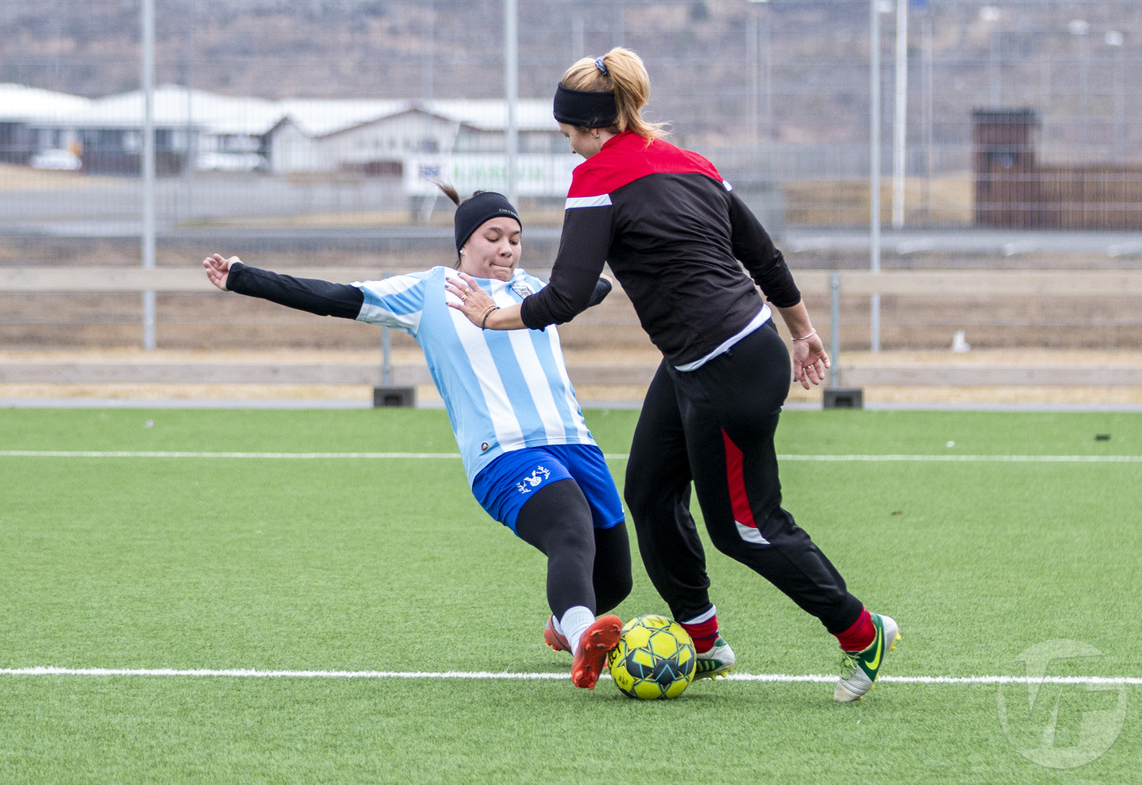 Frumraun Njarðvíkur með meistaraflokki kvenna í knattspyrnu