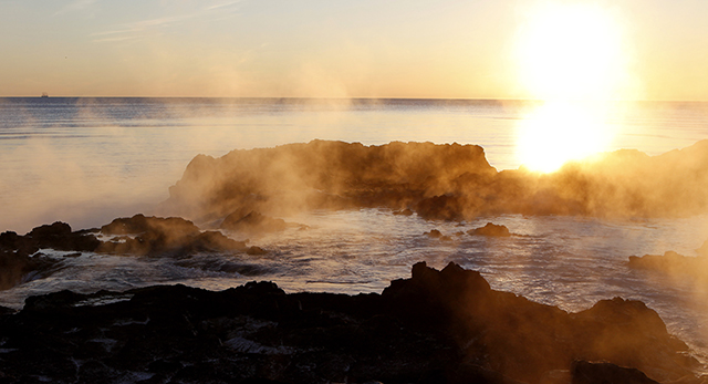 Dulúðlegur lækur á Reykjanesi