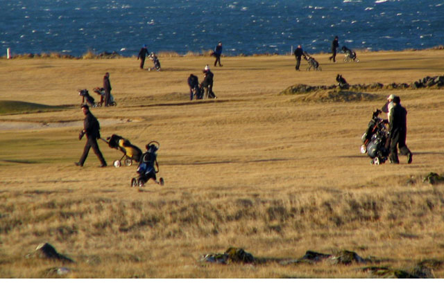 Þorláksmessuskötustemmning á golfvellinum í Sandgerði