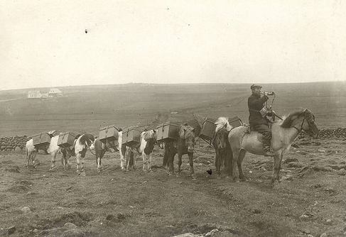 Ekkert bólar á fyrstu tölum