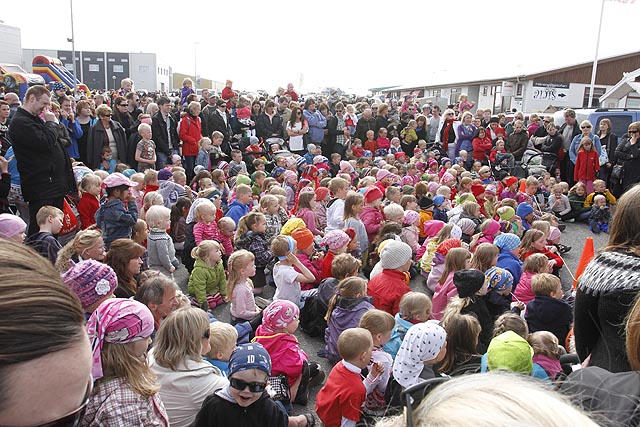 Þúsundir á fjölskylduhátíð í Grindavík