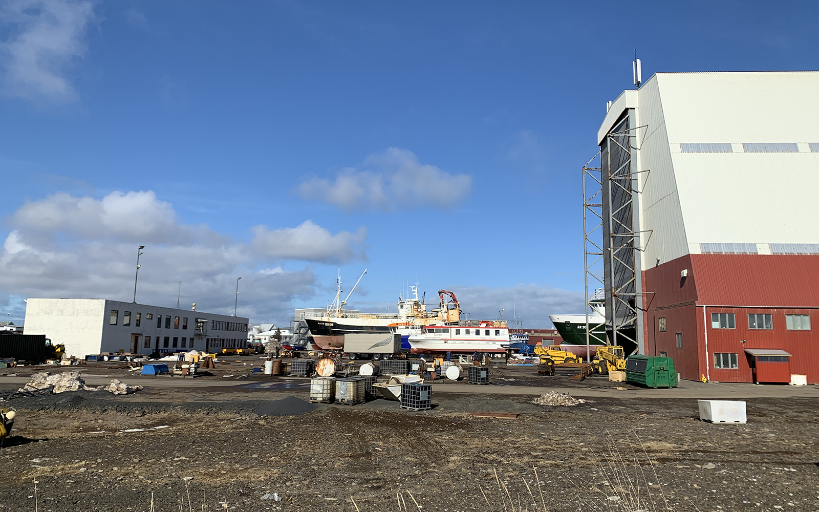 Hundrað ný störf hjá Skipasmíðastöð Njarðvíkur og gæsluskipin til Reykjaneshafna