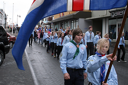 Sumardagsganga í 17. júníveðri