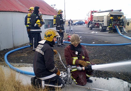 Sofnaði út frá eldamennsku um nótt