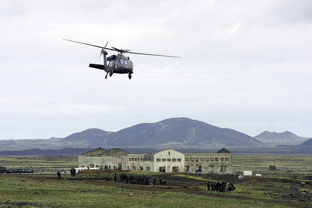 Byggja flóttamannabúðir við Sólbrekkur í dag