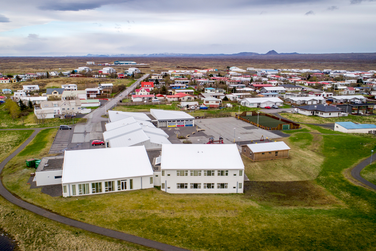 Ærslabelgur til skoðunar í Vogum