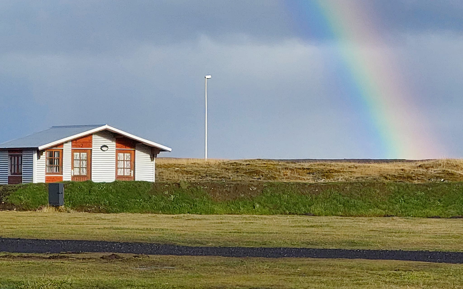 Hafna þremur 49 fermetra húsum við tjaldsvæðið í Vogum