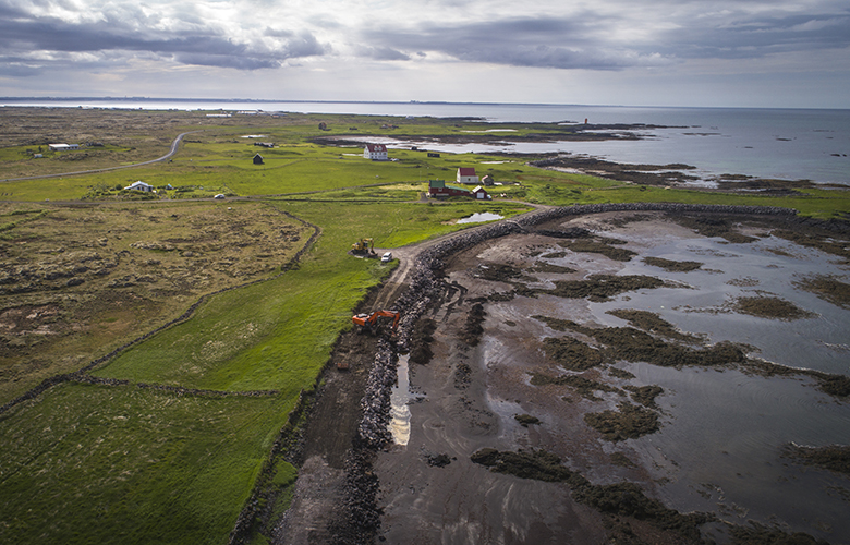 Frístundarbyggð eða íbúðarbyggð við Breiðagerðisvík?