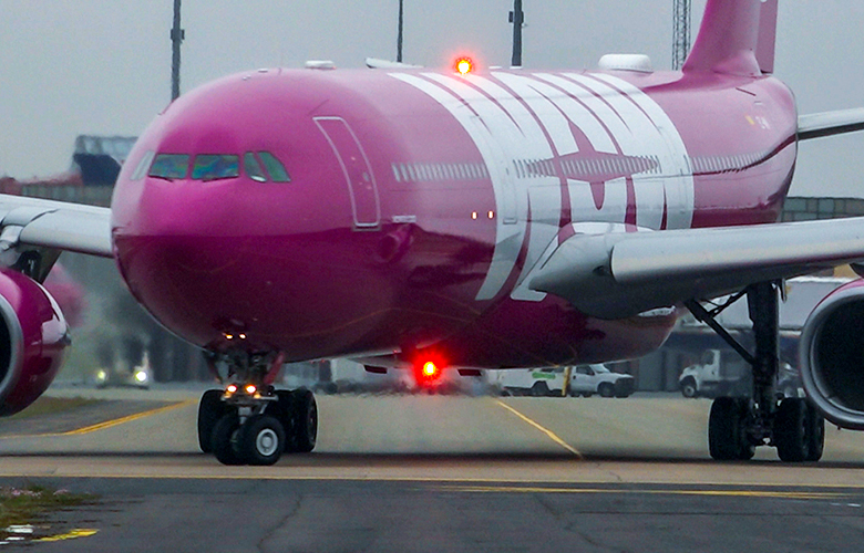 Fyrsta flug WOW air til Chicago